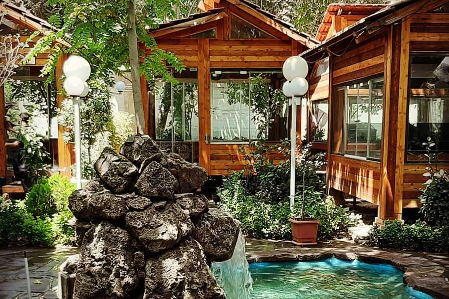 باغ رستوران آبشار تهران