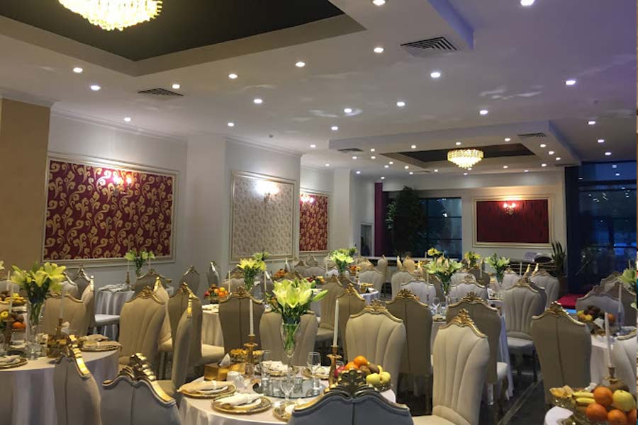 رستوران بینالمللی اسفندیار