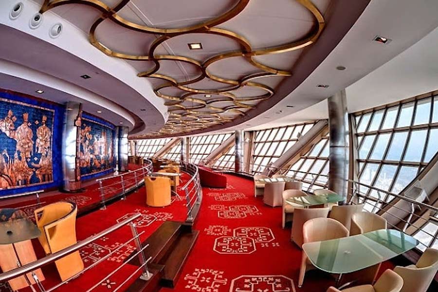 رستوران گردان برج میلاد برای شام