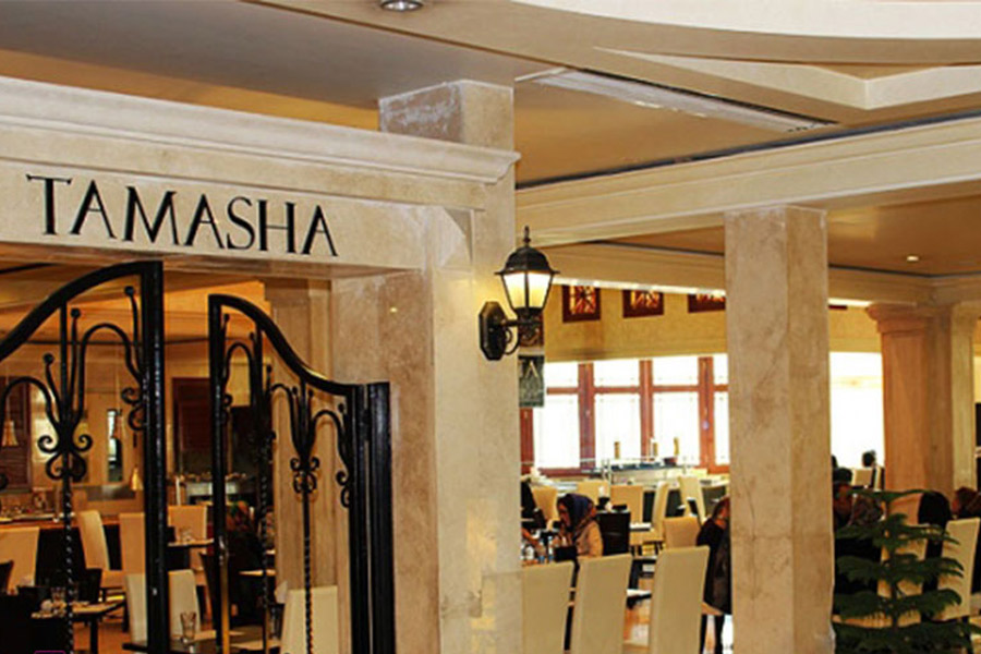 رستوران تماشا، بهترین غذاها در فضایی لوکس