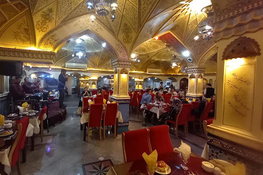 رستوران دف با موسیقی زنده