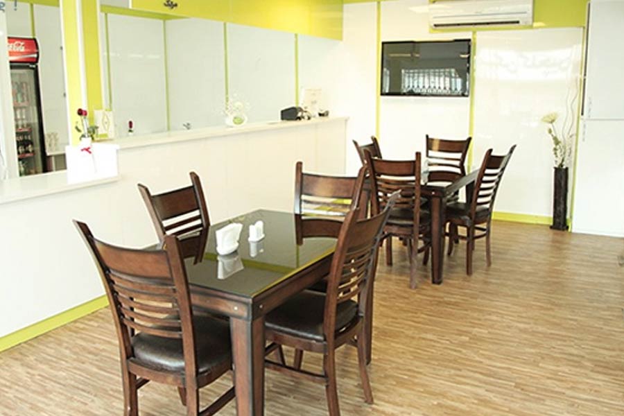 رستوران جنوبی مزلک