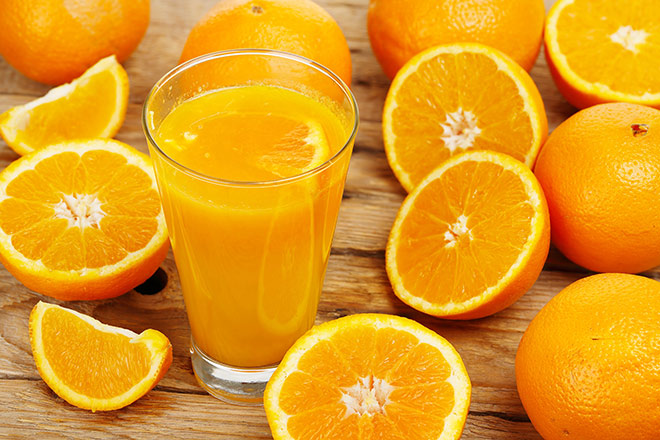 آب پرتقال طبیعی 