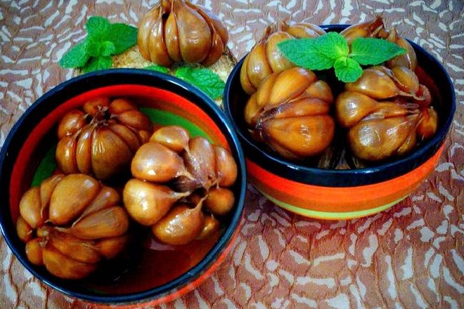 طرز تهیه ترشی سیر به روشی دیگر