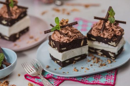 طرز تهیه کیک بستنی