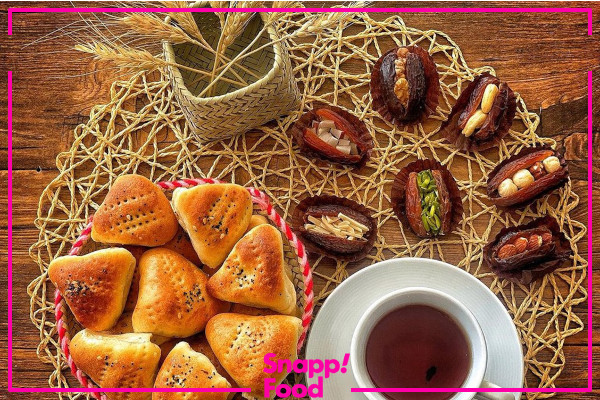 نان خرمایی مناطق مختلف ایران متنوع و هریک به نوبه خود خوشمزه است.