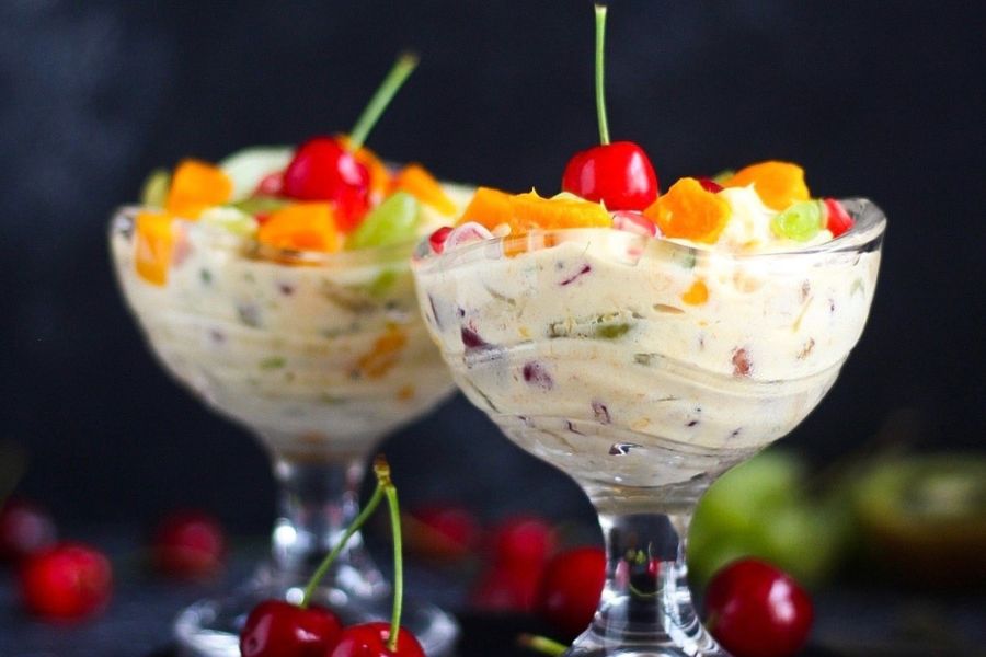 سالاد میوه با بستنی