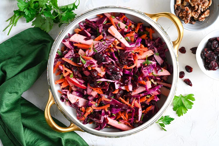 سالاد انار و کلم قرمز