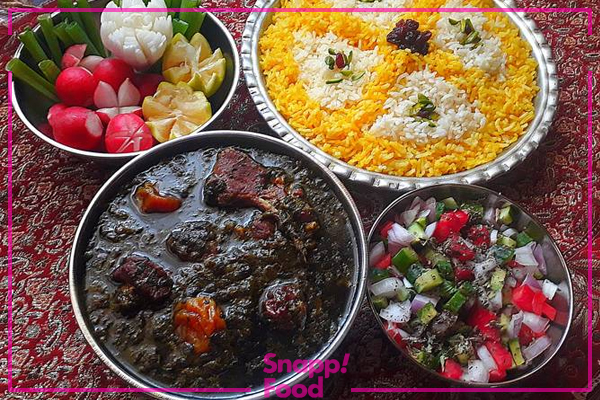 خورش اسفناج از غذاهای شب یلدا