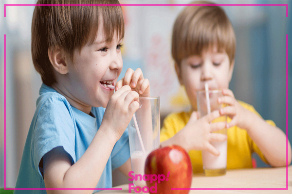 مضرات مصرف بیش از حد شیر در کودکان