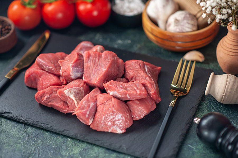 گوشت قرمز سرشار از مواد معدنی و ویتامینها