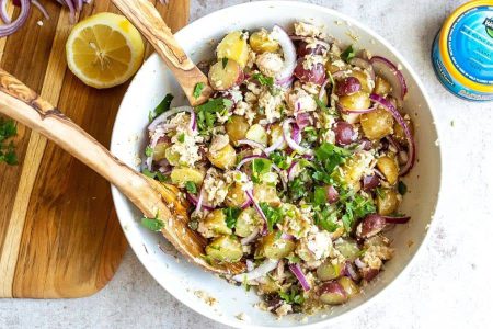 طرز تهیه سالاد تن ماهی