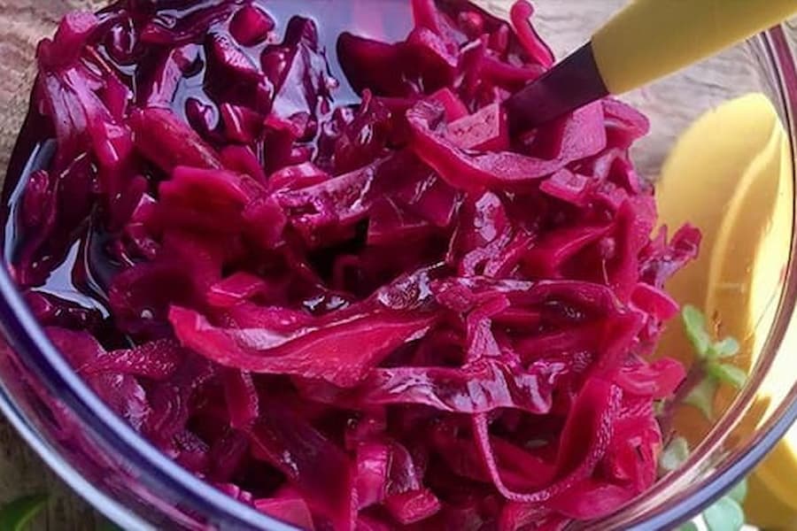 ترشی لبو با کلم قرمز