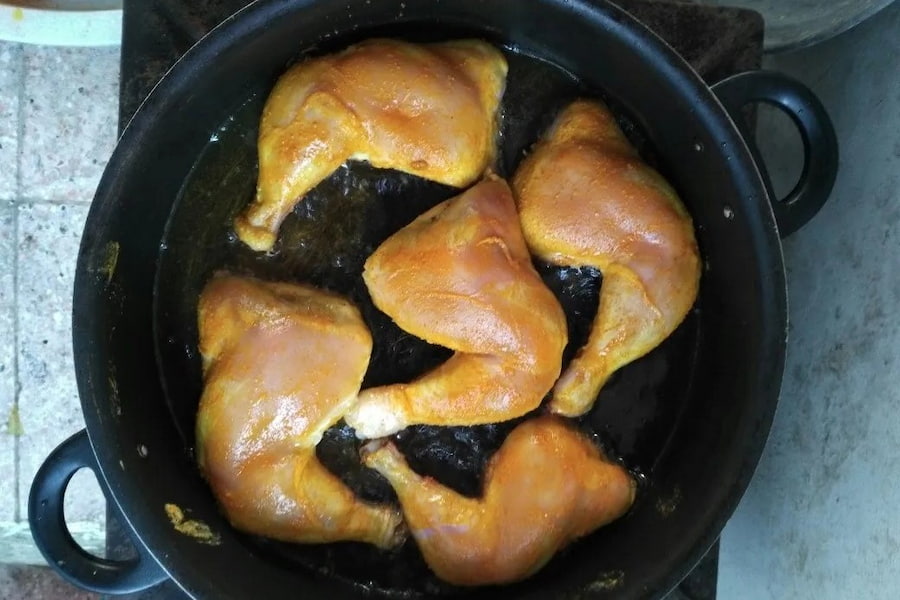 سرخکردن مرغ