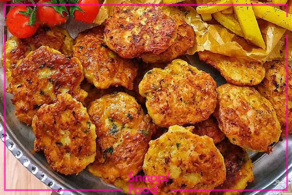 طرز تهیه کوکوی هویج با سیب زمینی