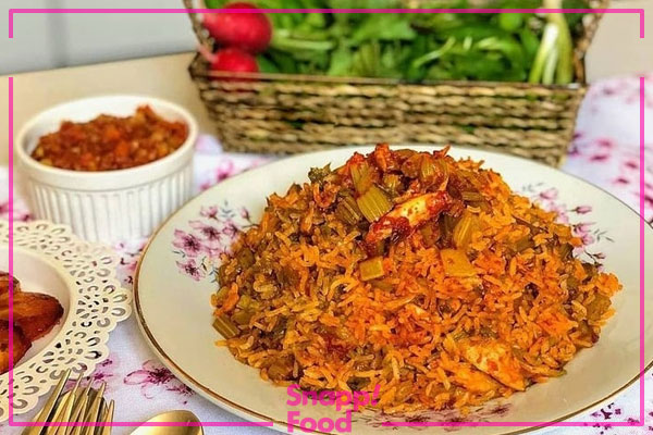 طرز تهیه کرفس پلو با گوشت چرخ کرده