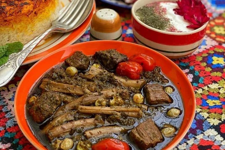 خورش کنگر با گوشت