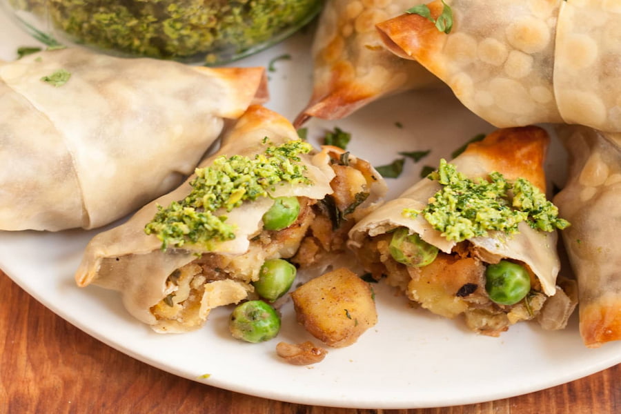 طرز تهیه سمبوسه سیب زمینی