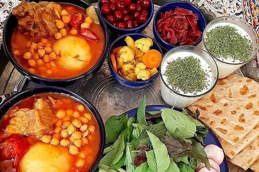 مراحل طرز تهیه آبگوشت خانگی