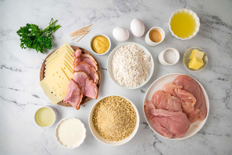 مواد لازم برای تهیه رولت مرغ خانگی