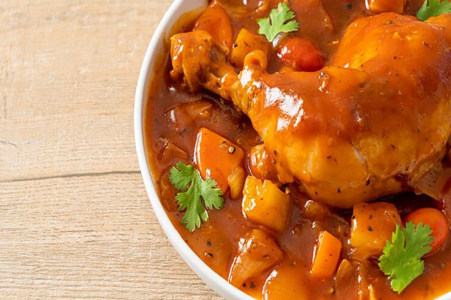 خوراک مرغ و سیبزمینی