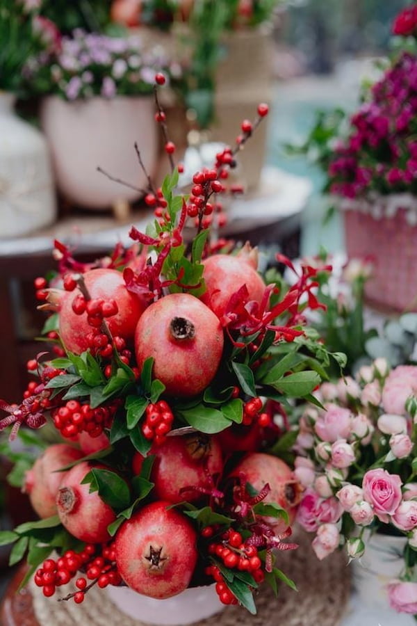 نزیین انار برای سفره شب چله