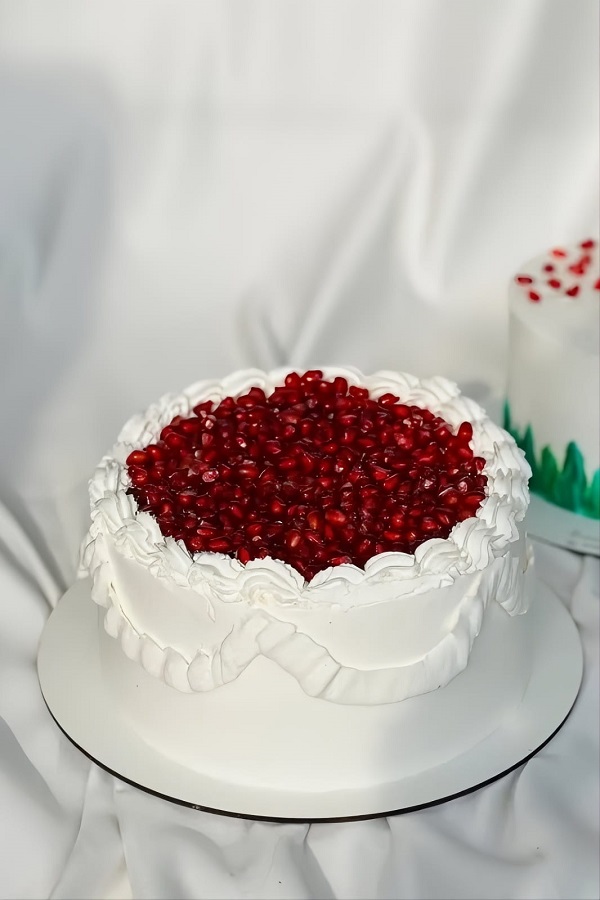 کیک شب یلدا ساده