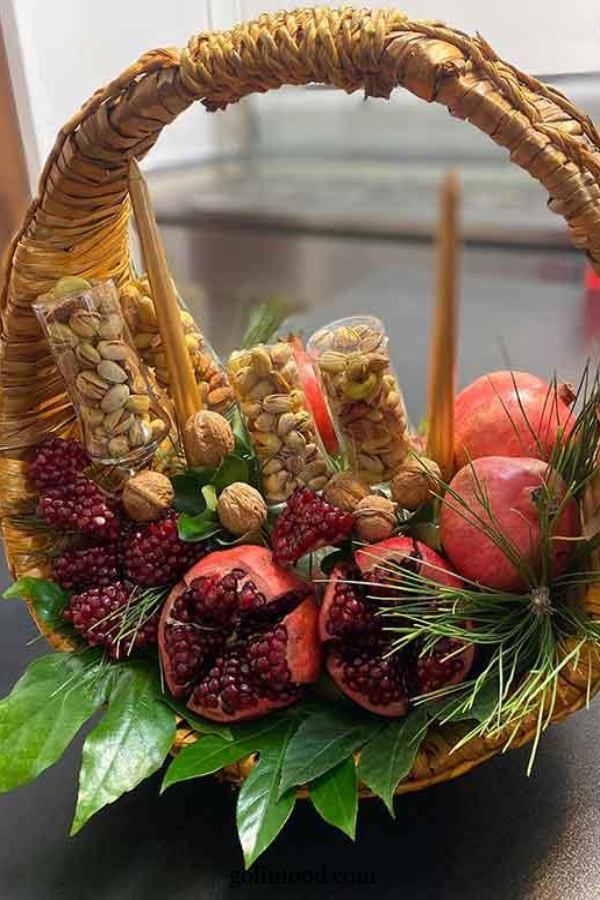 تزیین انار برای یلدا