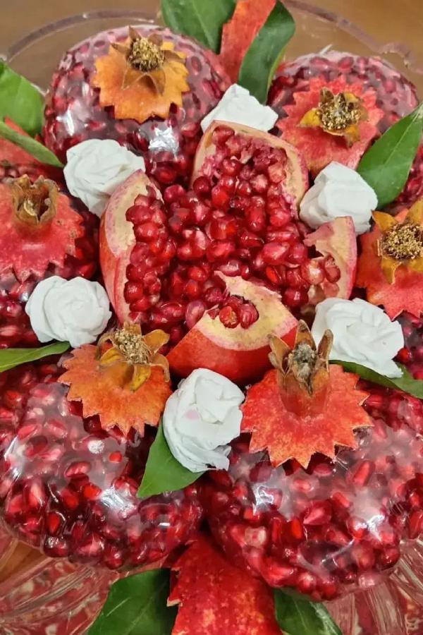 تزیین انار برای یلدا
