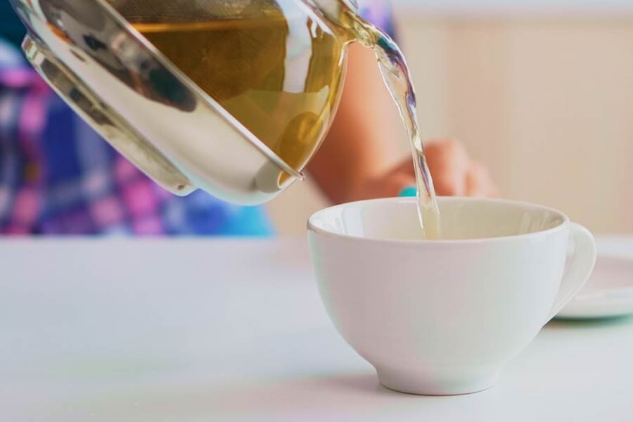 دمنوش چای سفید؛ لاغری با یک طعم لطیف