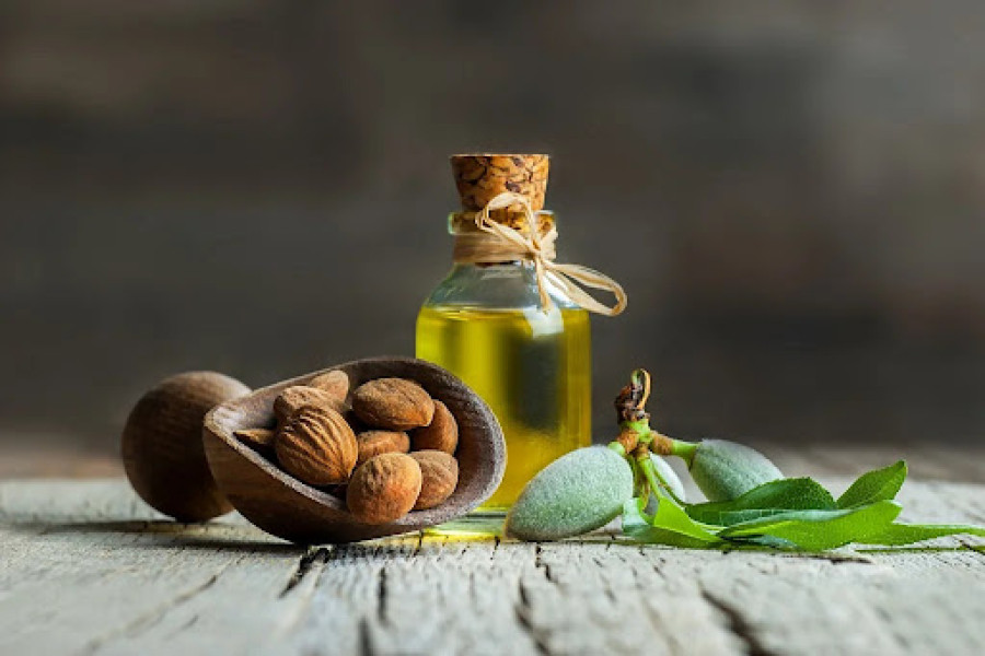 روغن بادام تلخ