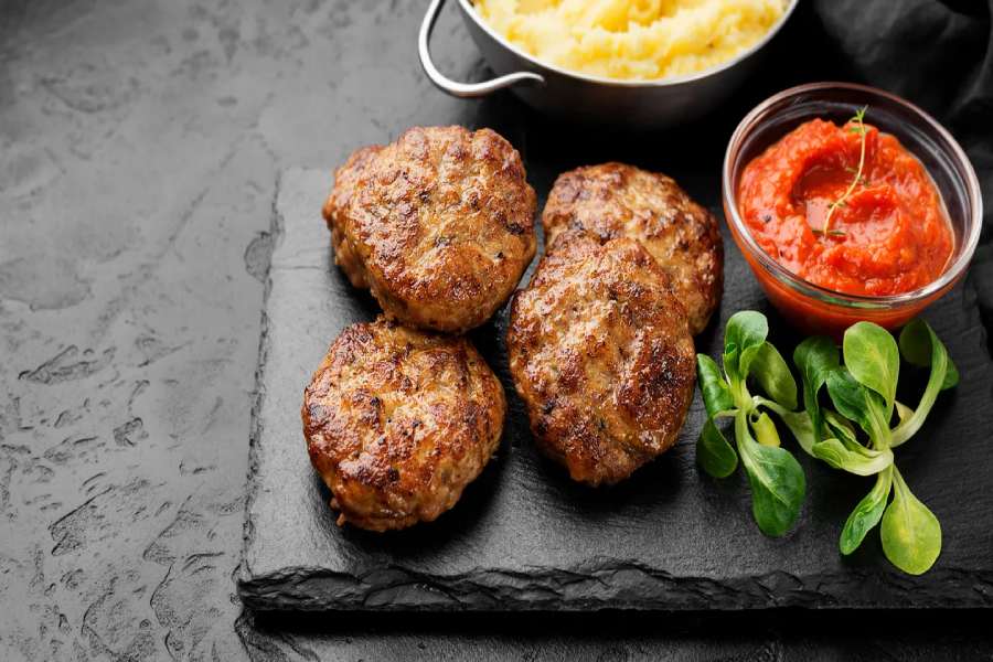 کتلت گوشت چرخکرده