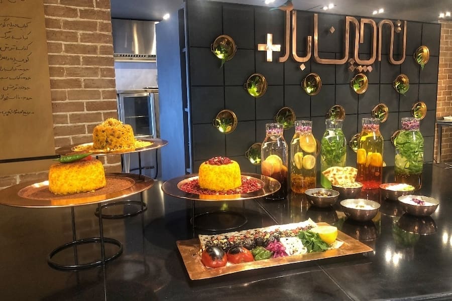 رستوران ته چین بار