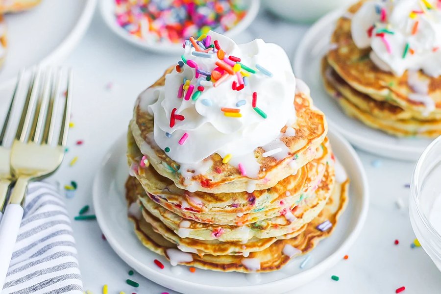 طرز تهیه پنکیک موزی برای کودکان