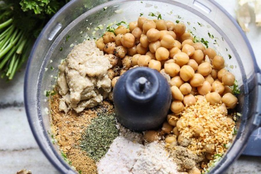 سبزی خشک برای فلافل