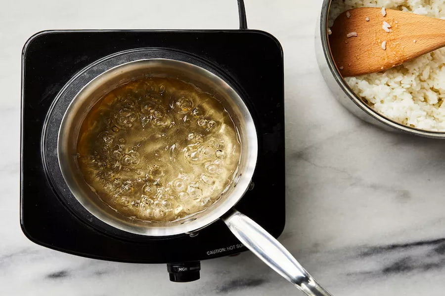 مخلوط سرکه برای تهیه سوشی