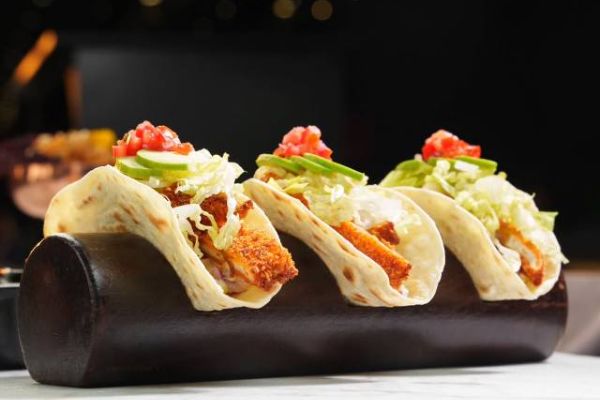 سرو غذا رستوران لیدوما