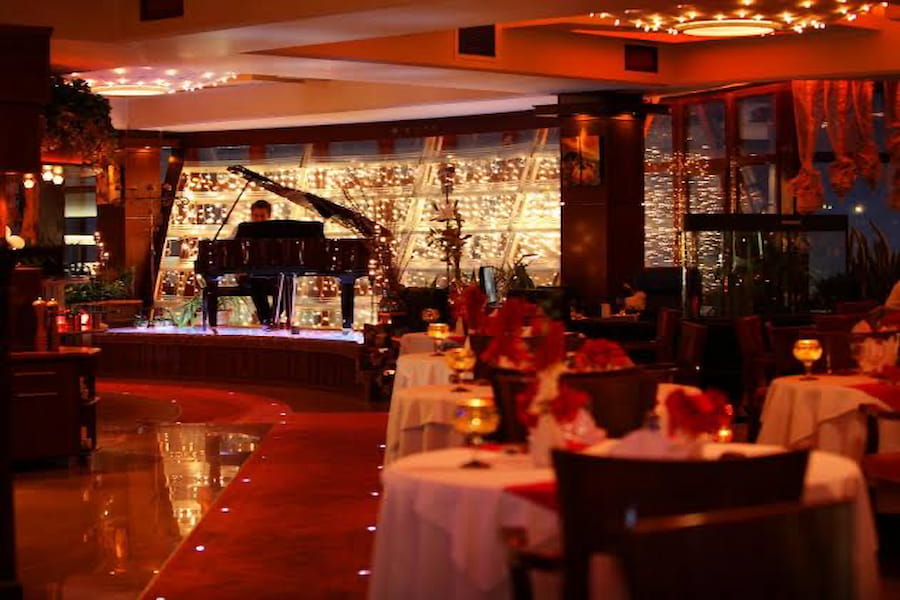 رستوران بینالمللی نارنجستان