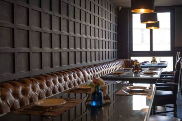 کافه رستوران قصرالملکی