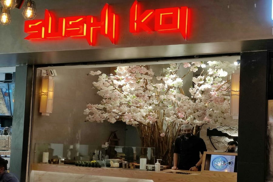 رستوران سوشی کوی