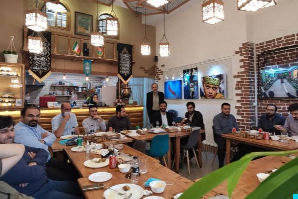 فضای داخلی کافه خانه کابل