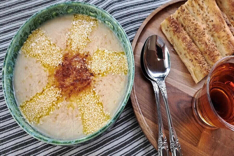 حلیم گندم با گوشت مرغ