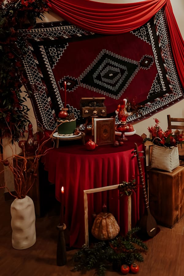 سفره شب یلدا سنتی برای عروس
