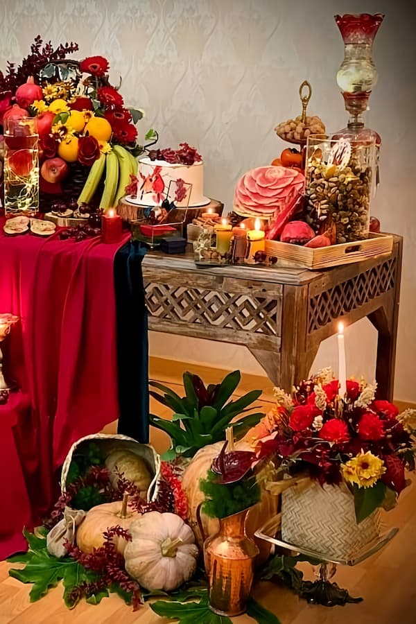 سفره شب یلدا سنتی برای عروس