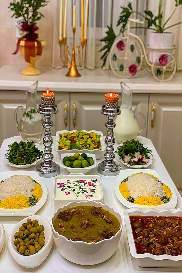 سفره شب چله عروس