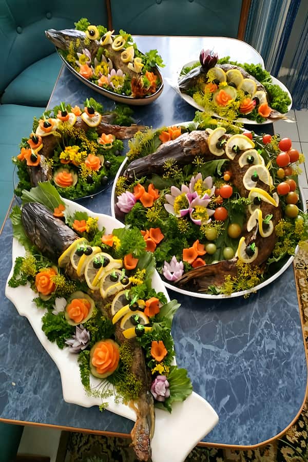 تزیین مرغ و ماهی شب یلدا عروس