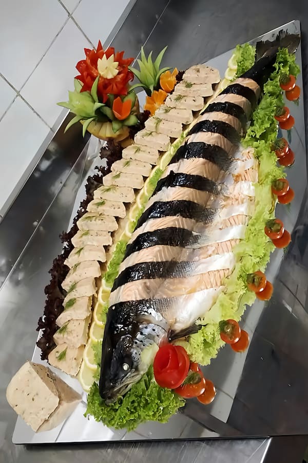 تزیین مرغ و ماهی شب یلدا عروس