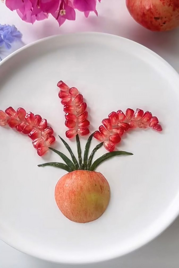 تزیین انار یلدا دون شده ساده