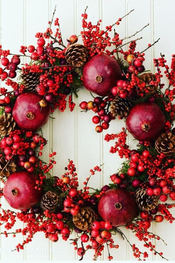 انار یلدا با تم کریسمس و کاج