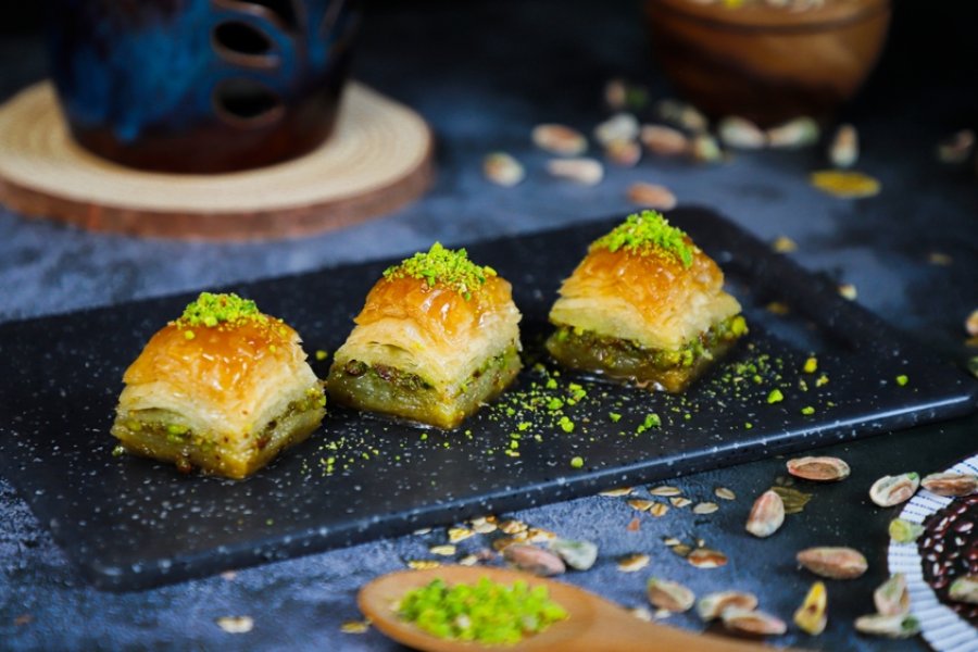 باقلوا پستهای